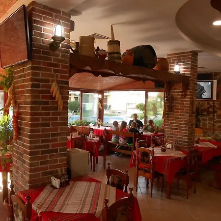 Aparthotel Sunny 3*